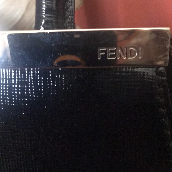 FENDI PETIT 2 Jours TOTE IN VERY GOOD CONDITION. - Picture 2 of 13